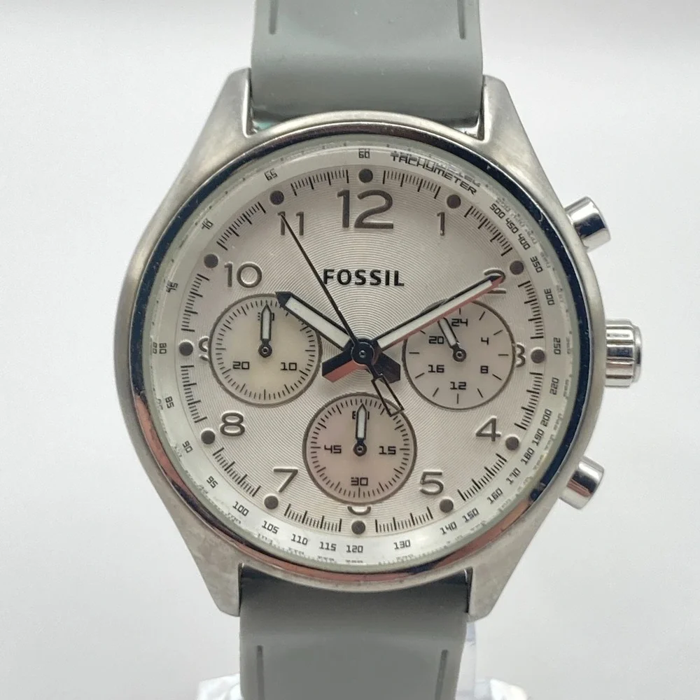 Fossil Flight Women's Chronograph Watch 38mm Silver Tone CH2770 New Battery 8.25